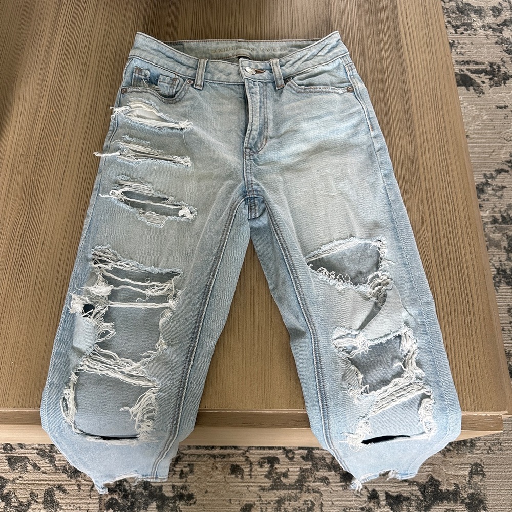 American Eagle mom jeans